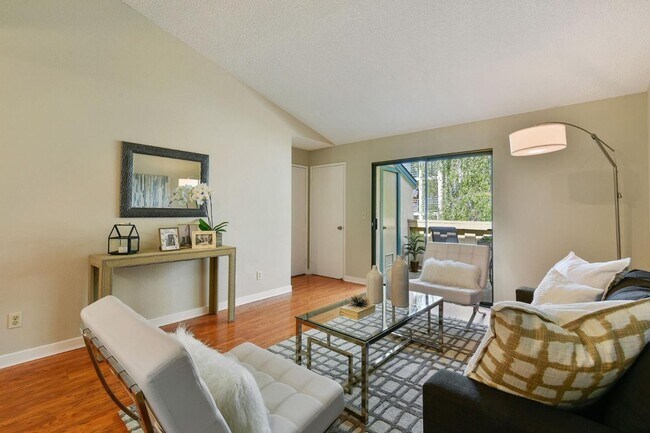 Foto del edificio - 853 Woodside Way