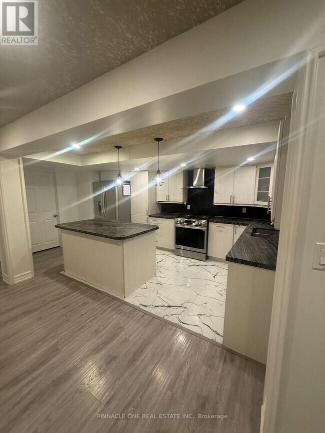 Photo du bâtiment - 1286 Kettering Dr