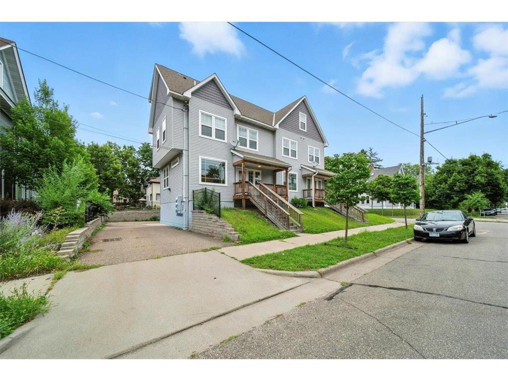 Foto principal - 600 W 32nd St