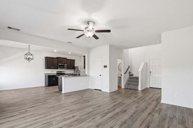 Foto del edificio - 2044 Mule Ridge Dr