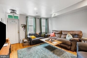 Building Photo - 633 Hoffman St