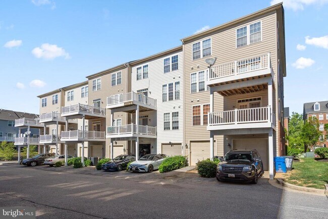 Foto del edificio - 325 Munahan Cir