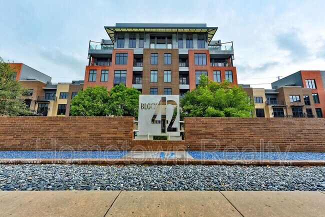Photo - 301 NE 4th Street Apartment
