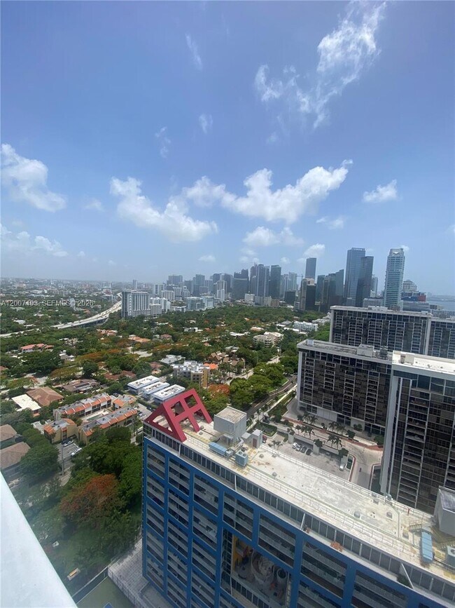 Foto del edificio - 2101 Brickell Ave