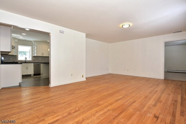 Building Photo - 49 Fayson Lakes Rd