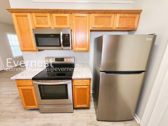 Foto del edificio - 319 Bridgeport Ln