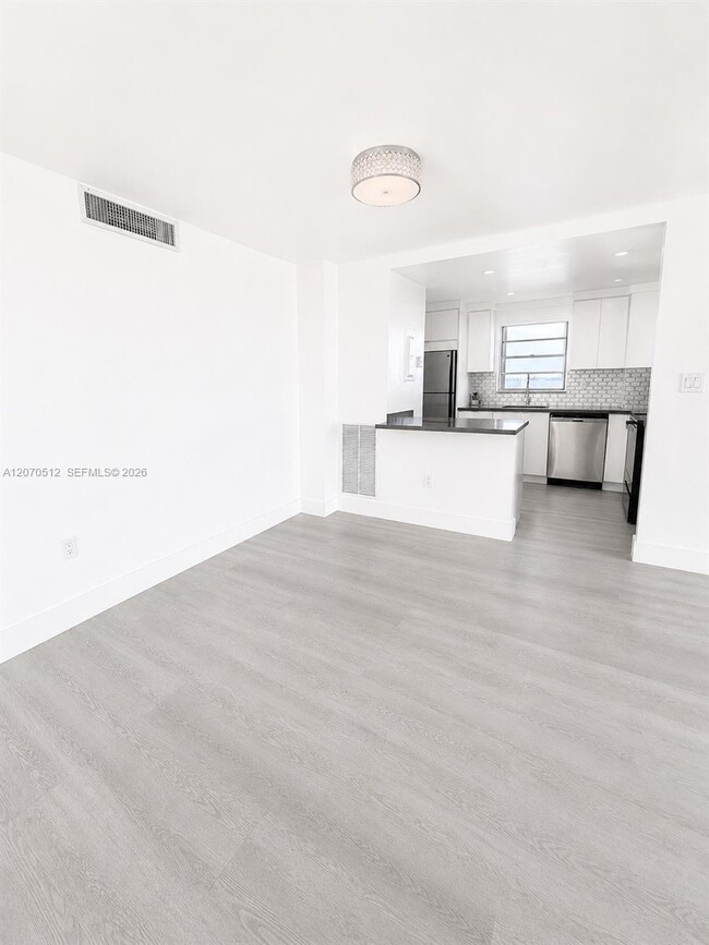 Building Photo - 1865 79th Street Causeway