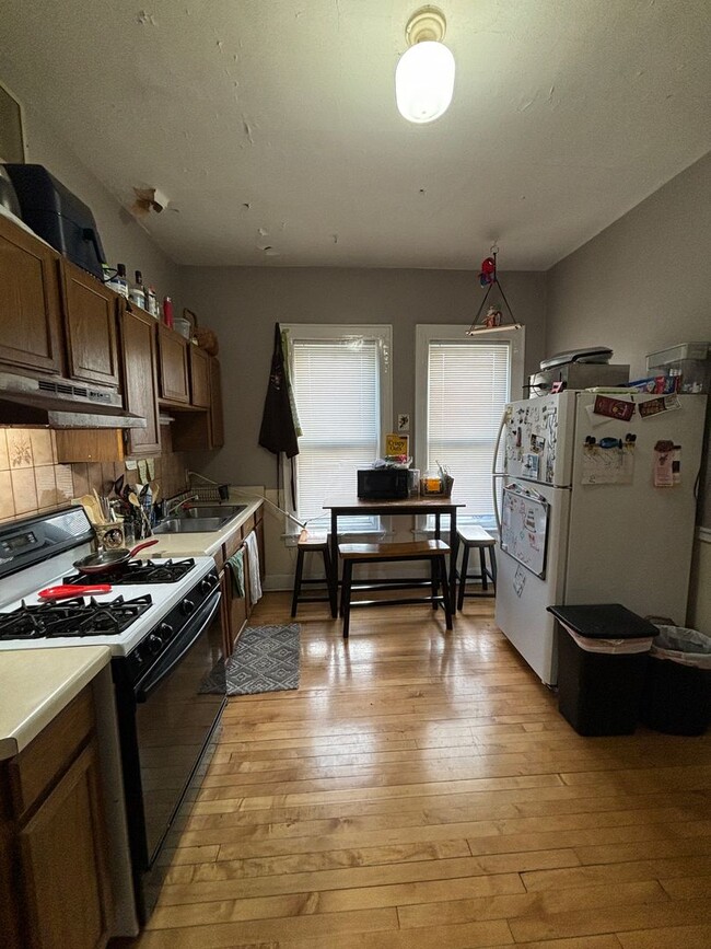 Foto del edificio - 2901-03 N. Prospect Ave.