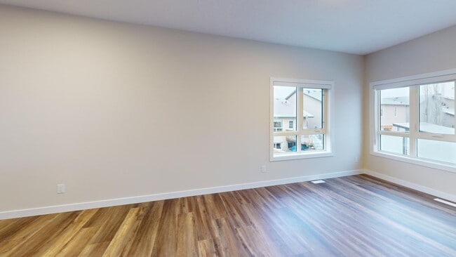 Building Photo - East Pine