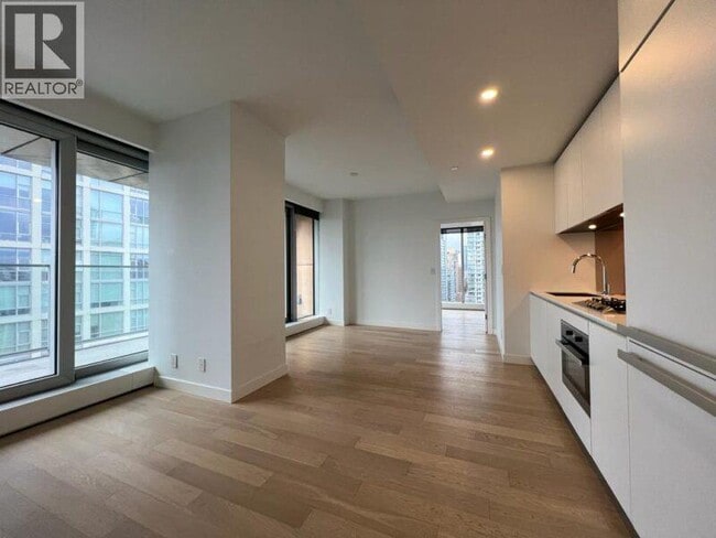 Photo du bâtiment - 1480-1480 Howe St