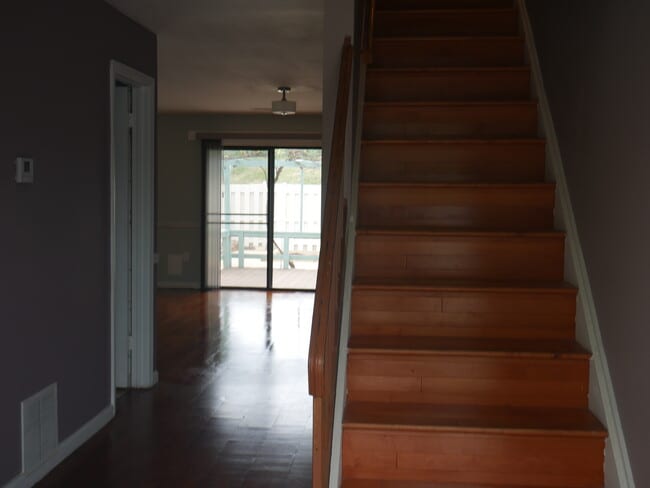 Building Photo - 322 Reneau Way