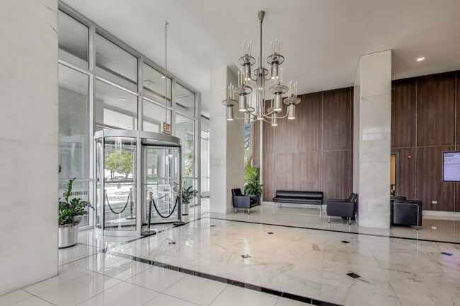 Building Photo - 1550 N Lake Shore Dr
