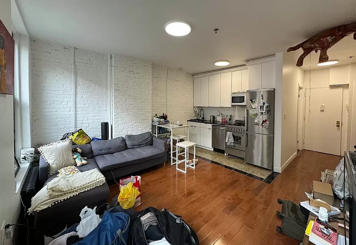 Foto principal - 661 Washington Street