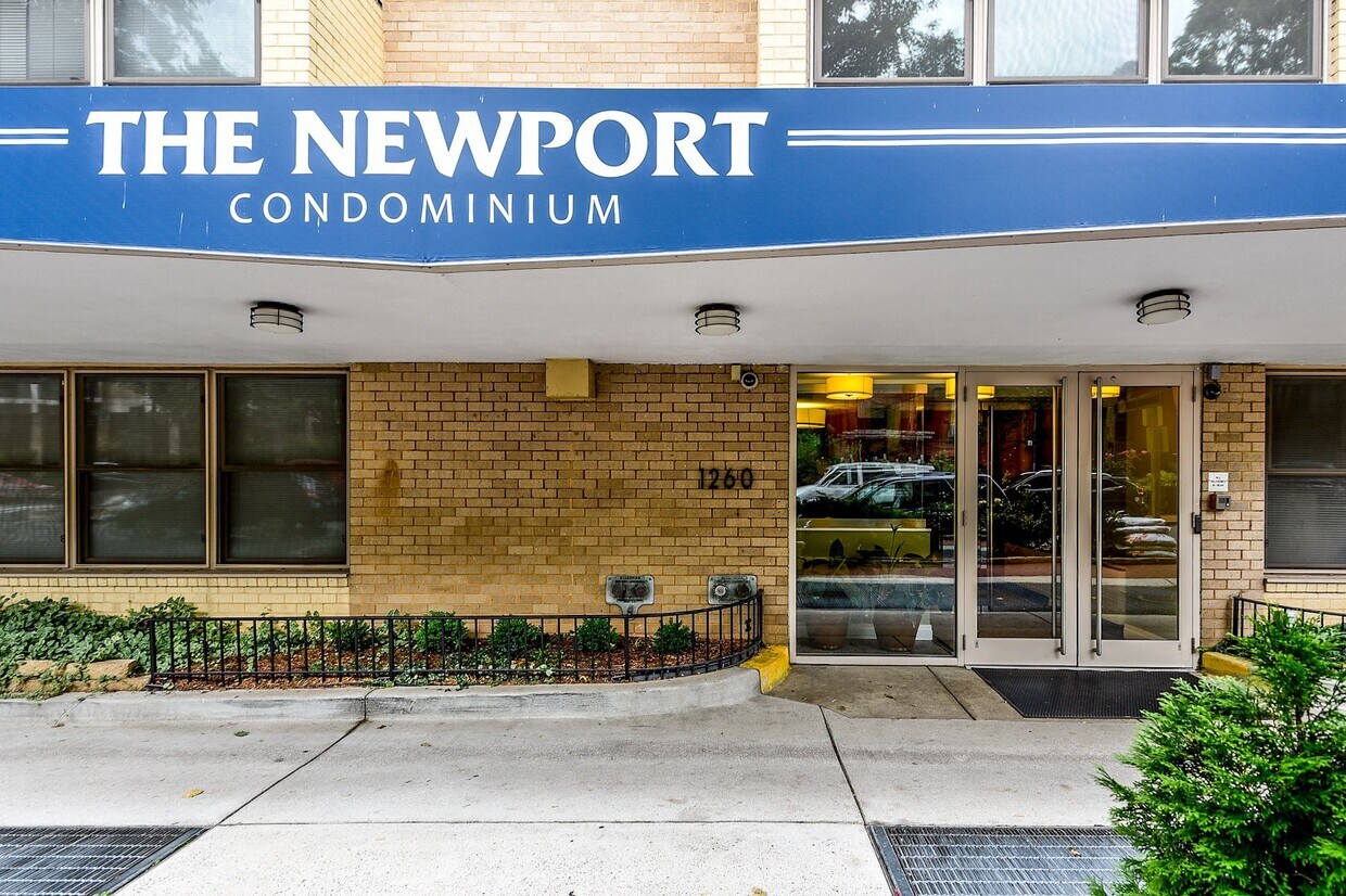 The Newport Condominium - 1260 21st St NW