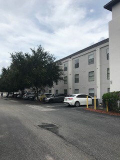 Foto del edificio - 2323 McCoy Rd