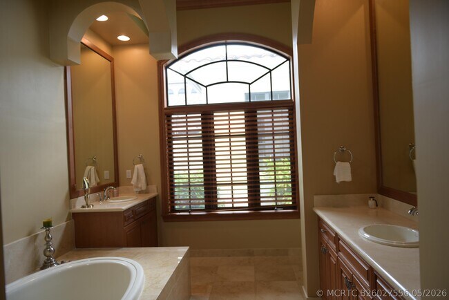 Foto del edificio - 9457 Satinleaf Pl