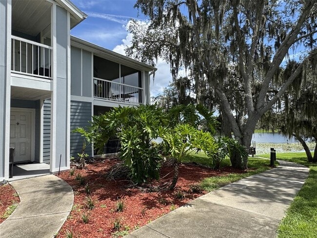 Building Photo - 2549 Grassy Point Dr