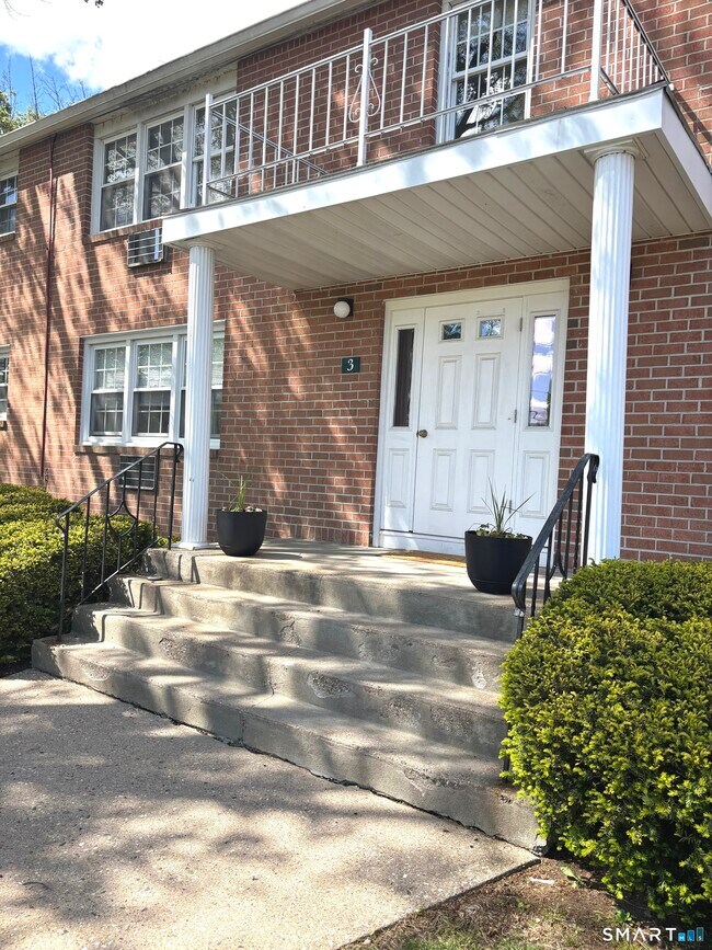 Foto del edificio - 1250 Farmington Ave