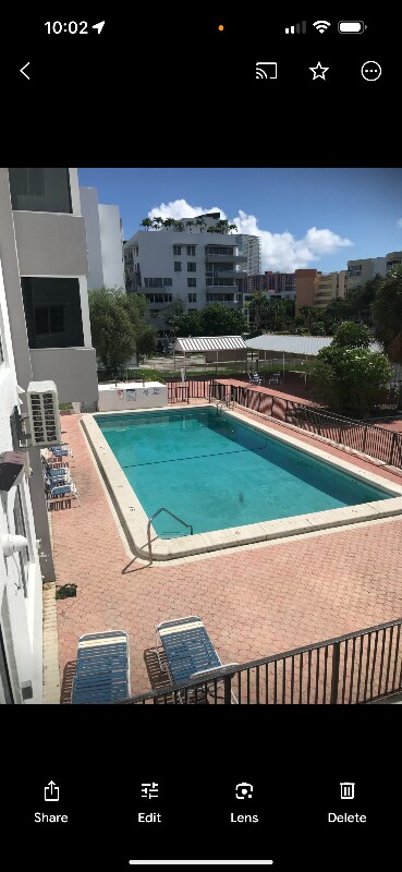 Foto del edificio - 250-180 180th Dr