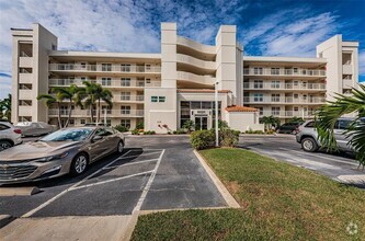 Building Photo - 6021 Bahia Del Mar Cir