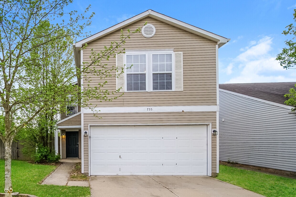 Foto principal - 755 Fern St