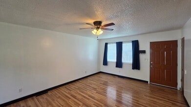 Building Photo - 2424 S 9th St W