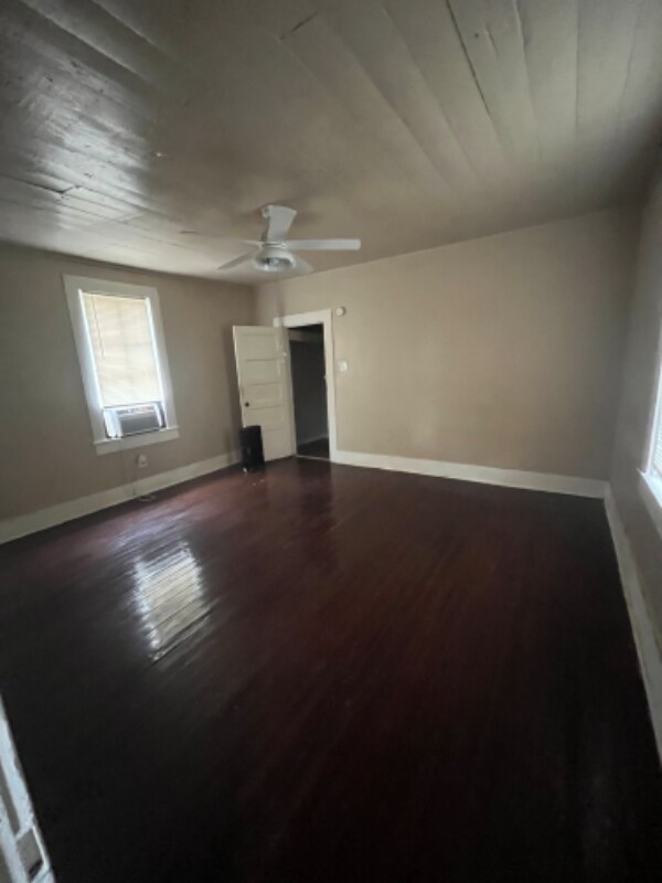 Foto del edificio - 307 E Lambert St