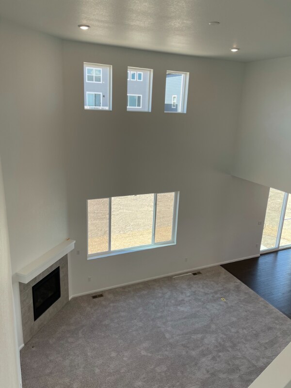 Building Photo - 517 Silver Rock Trl