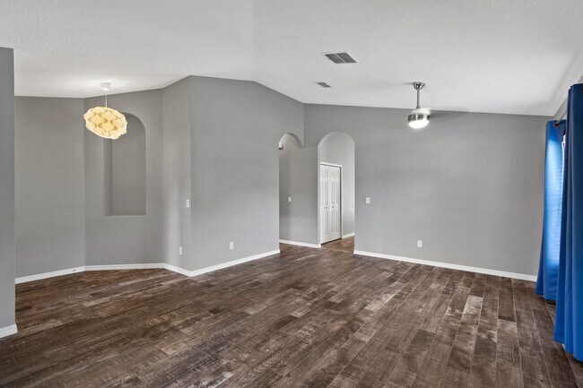 Foto del edificio - Resort-like 4/2 Summerbrooke Home in Mount...