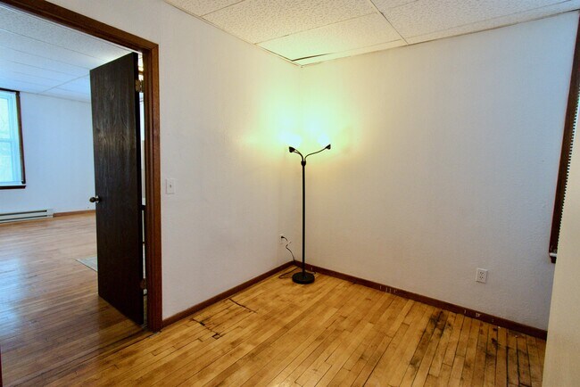 Foto del edificio - 222 4th St S