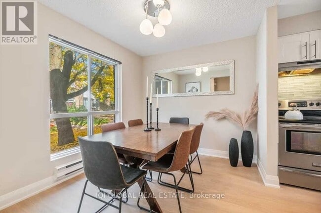 Building Photo - 14 Rock Fern Way