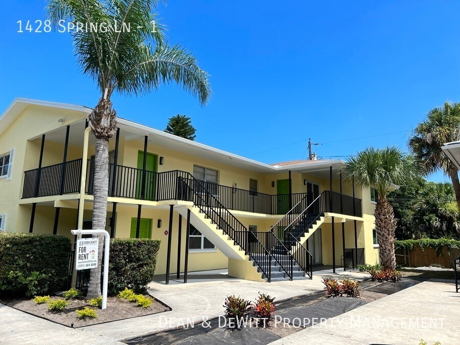1428 Spring Ln Unit 1, Clearwater, FL 33755 Room for Rent in