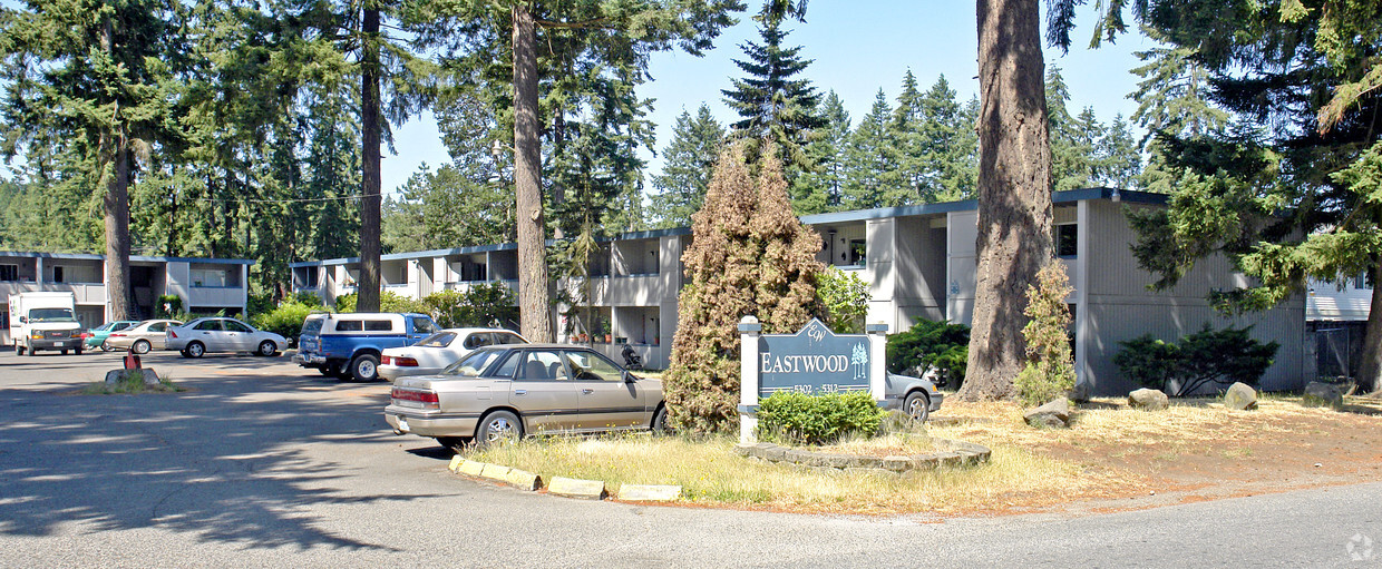 Primary Photo - Ridgewood Apartments