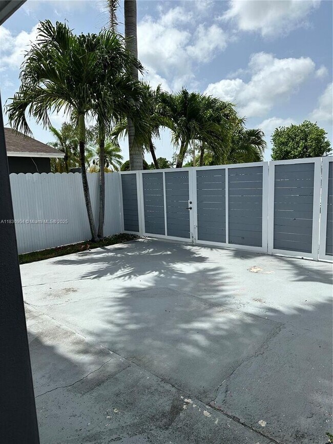 Building Photo - 11631 SW 179th Terrace