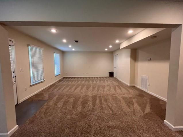 Foto del edificio - 211 Water Oak Pl