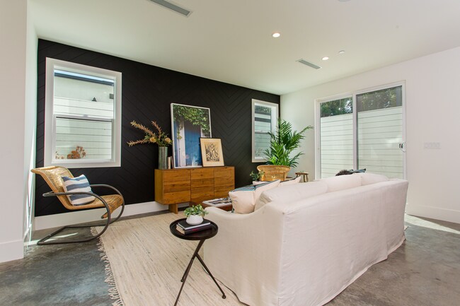 Foto del edificio - 11600 Pearl Pl