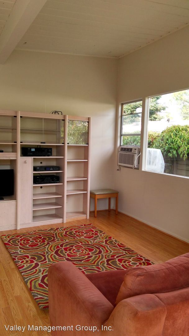 Foto del edificio - 4 br, 2 bath House - 352 Carolina Ln