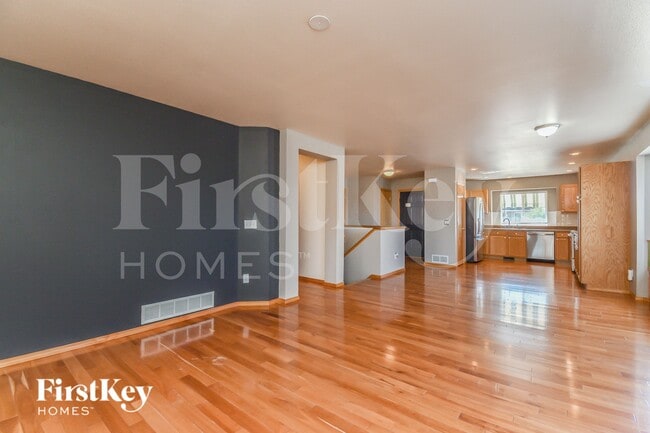 Foto del edificio - 8036 Oliver Rd