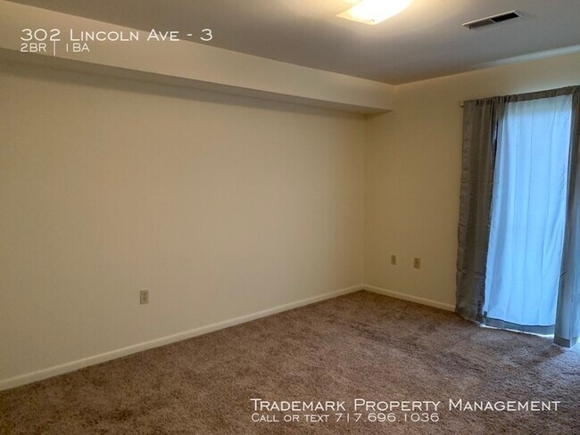 Foto del edificio - 302 Lincoln Ave