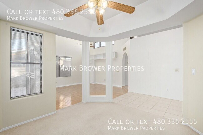 Foto del edificio - 18002 N 12th St