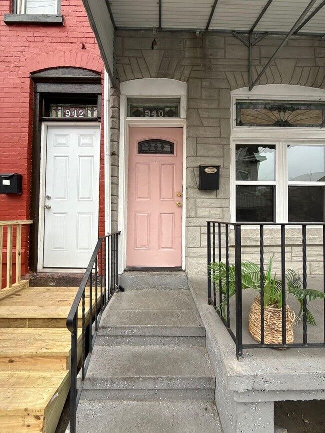 Building Photo - 940 Muhlenberg St