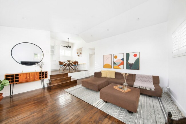 Building Photo - 2127 Oak Glen Pl