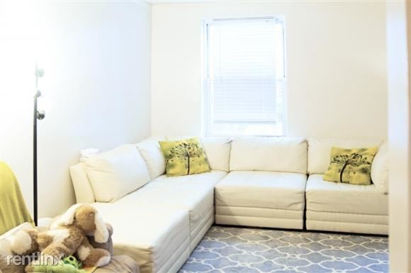 Building Photo - 2 br, 1 bath Apartment - Hobart Court