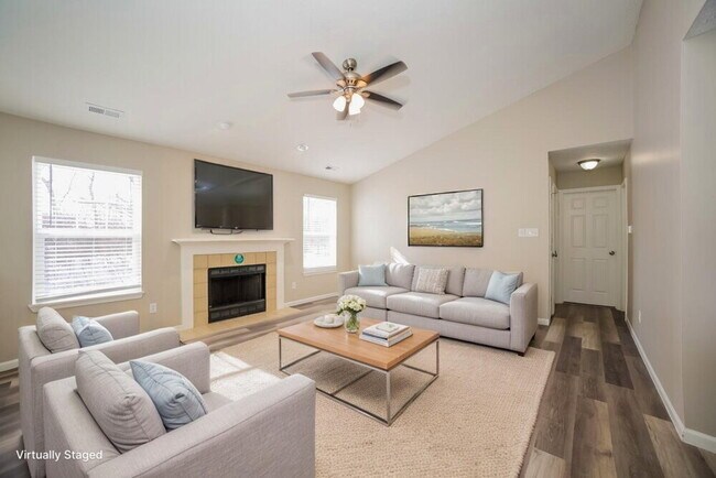 Foto del edificio - 957 Country Ln