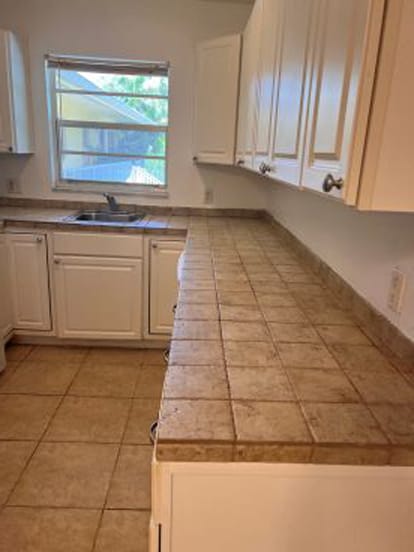 Foto del edificio - 4290 Gulfstream Dr