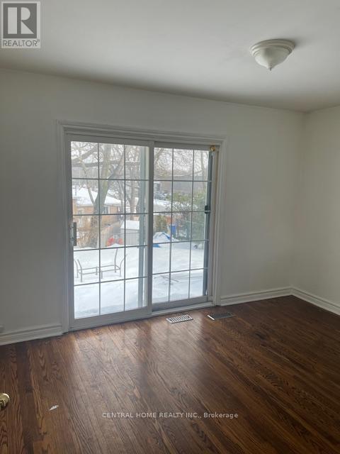 Building Photo - 192 Silverbirch Dr