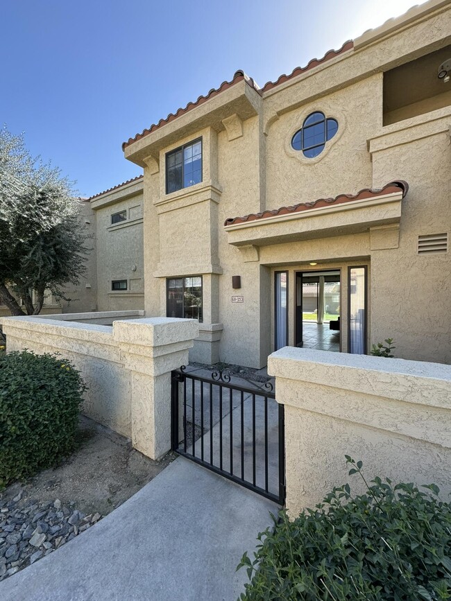 Building Photo - 68153 Lakeland Dr