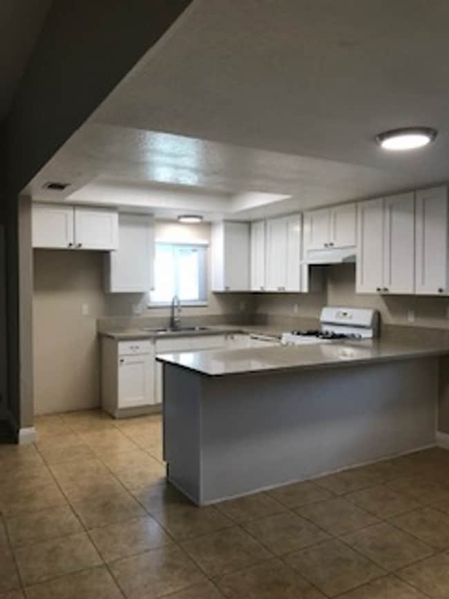 Building Photo - PS NT 33706 A-B