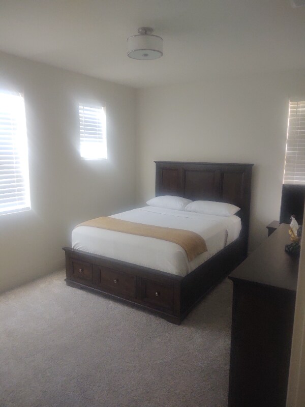 Foto del edificio - 2442 F St