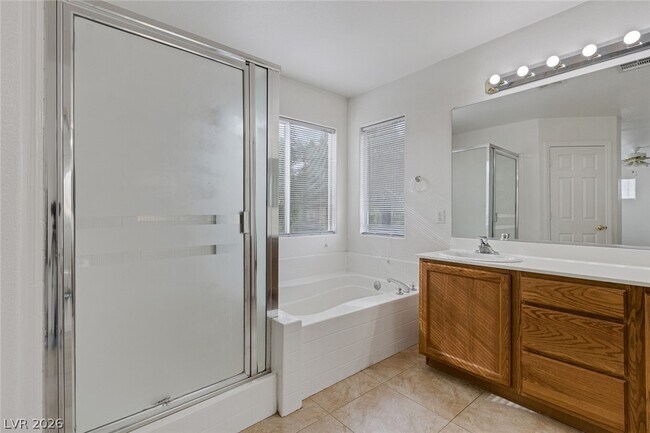 Building Photo - 9861 Ashton Pines Ct